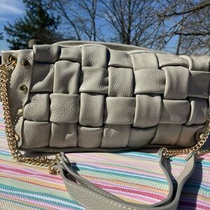Isadora Women’s crossbody Gray woven front made in Italy